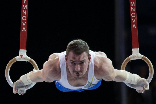 A ginástica, do campeão olímpico Arthur Zanetti, é a modalidade preferida entre as mulheres em pesquisa (Danilo Verpa/Folhapress)